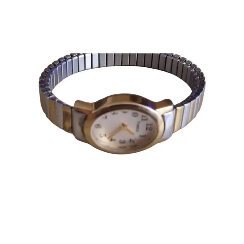Vintage Women’s Timex Watch Two Tone Metal Bracelet Analog‎ New Battery